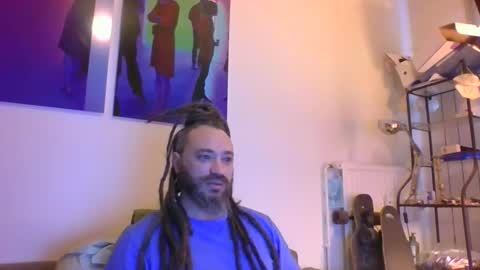 Snapshot of slashfantasy chatting on February 9, 12:19 pm slashfantasy online show from February 9, 12:19 pm