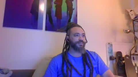 Snapshot of slashfantasy chatting on January 6, 2:14 pm slashfantasy online show from January 6, 2:14 pm