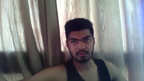 Snapshot of slavesj18 chatting on March 6, 5:24 am Add me on hangout sjcool1998 online show from March 6, 5:24 am