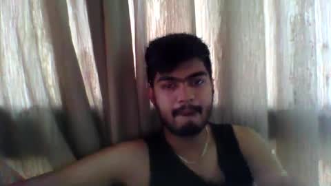 Snapshot of slavesj18 chatting on March 9, 6:50 am Add me on hangout sjcool1998 online show from March 9, 6:50 am