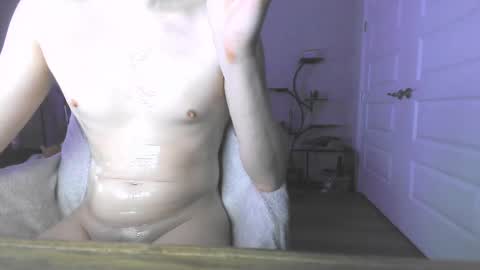 Snapshot of slickkop chatting on September 20, 10:59 am slickkop online show from September 20, 10:59 am