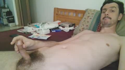 Snapshot of slim38 chatting on November 1, 5:44 am Alin online show from November 1, 5:44 am