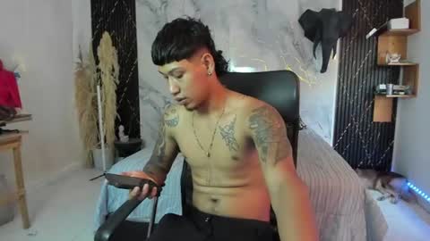 slim_master12 online show from June 16, 8:11 pm