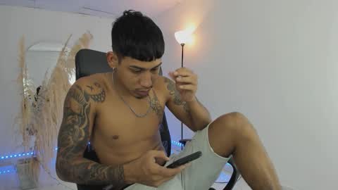 slim_master12 online show from December 22, 10:51 pm