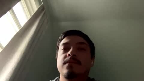 slimjayys online show from April 1, 8:17 pm