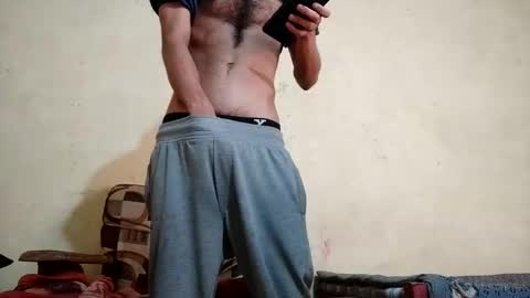 Snapshot of slimshaddyxx chatting on December 31, 5:44 am Prince online show from December 31, 5:44 am