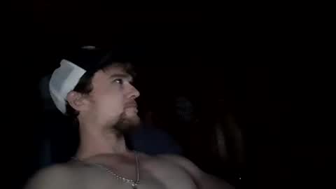 Snapshot of slimsleezy099 chatting on September 19, 7:13 pm Slimsleezy online show from September 19, 7:13 pm