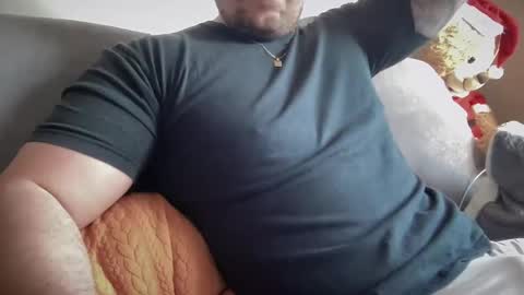 Snapshot of slovakman69 chatting on February 20, 7:45 am just chillin online show from February 20, 7:45 am