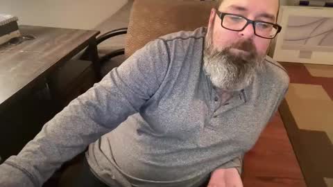 Snapshot of slut_slave_cfnm chatting on January 22, 4:34 am slut online show from January 22, 4:34 am