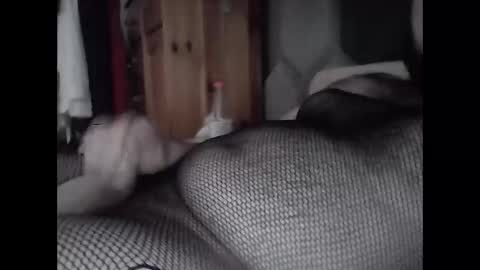 slutyboy1261 online show from October 18, 3:39 pm