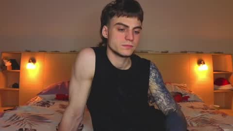 Gus online show from April 30, 3:08 pm