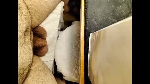 Snapshot of small_1986 chatting on February 28, 11:23 pm transmisin gratuita bajo demanda free broadcast on demand online show from February 28, 11:23 pm