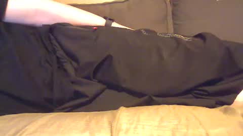 smallandshy1980 online show from January 13, 7:40 pm