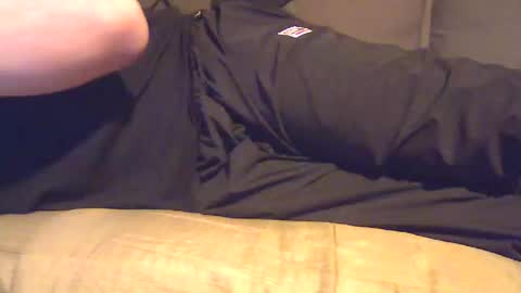 smallandshy1980 online show from January 18, 8:22 pm