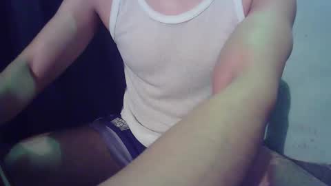 smallgrowercock online show from April 8, 5:08 am