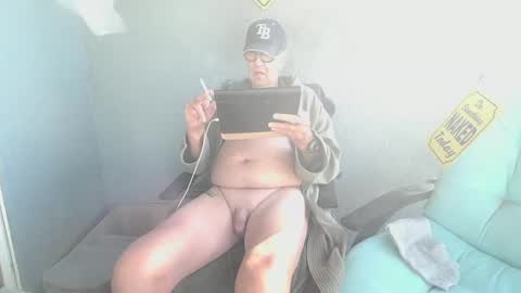 Daddy online show from October 20, 1:48 pm