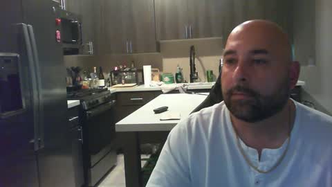 smashing_machine_412 online show from December 16, 5:17 am