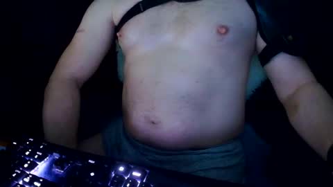 smileing hillbilly online show from March 14, 7:10 pm