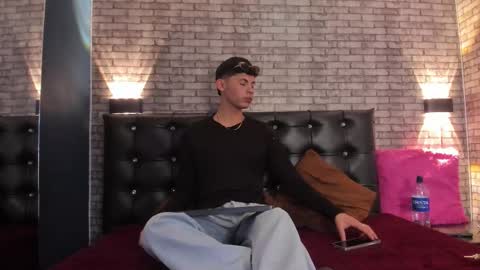 Smith online show from March 27, 8:32 pm