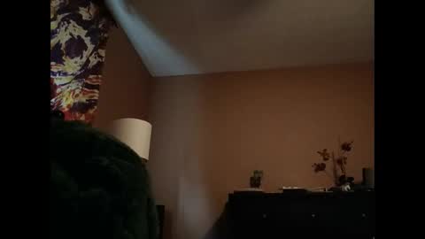 smoke-4-me online show from February 21, 4:08 pm