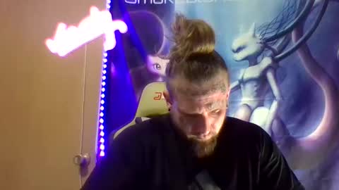 smoke online show from April 4, 1:35 am