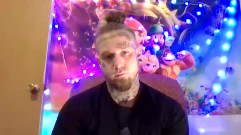 Snapshot of smokebluntafterblunt chatting on December 4, 6:06 pm smoke online show from December 4, 6:06 pm