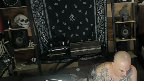 Smokey915 online show from January 15, 12:19 am