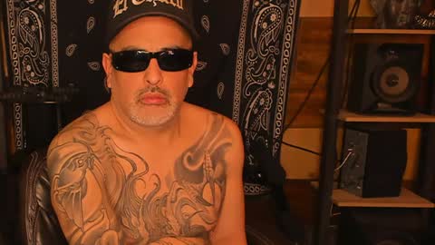 Smokey915 online show from January 31, 9:48 am