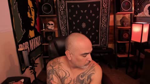Smokey915 online show from December 13, 8:47 pm