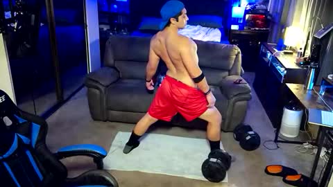 Snapshot of smoothjocknubie chatting on October 16, 6:54 am Myke Jackin online show from October 16, 6:54 am