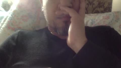 Snapshot of smoothstrik3r chatting on February 9, 12:07 am smoothstrik3r online show from February 9, 12:07 am