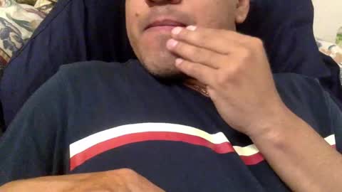 Snapshot of smoothstrik3r chatting on December 16, 1:54 pm smoothstrik3r online show from December 16, 1:54 pm