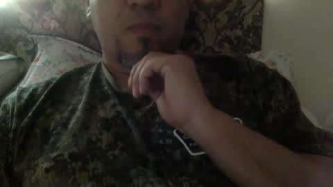 Snapshot of smoothstrik3r chatting on February 11, 1:10 am smoothstrik3r online show from February 11, 1:10 am