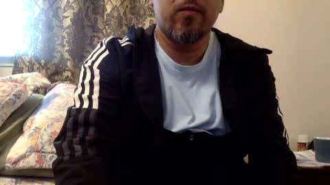 Snapshot of smoothstrik3r chatting on January 31, 1:11 am smoothstrik3r online show from January 31, 1:11 am