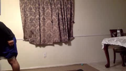 Snapshot of smoothstrik3r chatting on October 16, 12:46 pm smoothstrik3r online show from October 16, 12:46 pm