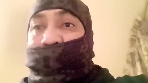 Snapshot of smoothstrik3r chatting on October 31, 1:25 pm smoothstrik3r online show from October 31, 1:25 pm