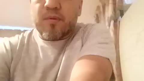 Snapshot of smoothstrik3r chatting on October 17, 1:59 pm smoothstrik3r online show from October 17, 1:59 pm