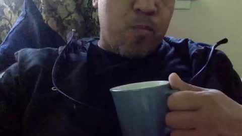 Snapshot of smoothstrik3r chatting on December 6, 5:11 pm smoothstrik3r online show from December 6, 5:11 pm