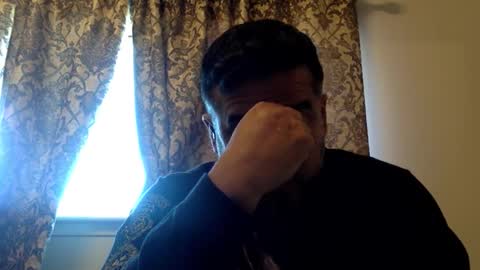 Snapshot of smoothstrik3r chatting on October 21, 4:54 pm smoothstrik3r online show from October 21, 4:54 pm