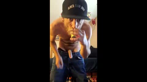 smyklops online show from April 7, 10:43 pm