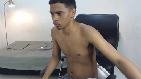 Snapshot of snak_master1 chatting on September 23, 6:07 pm snak_master1 online show from September 23, 6:07 pm