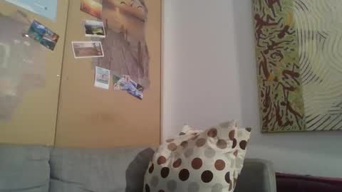 sneakerboy18 online show from February 22, 10:27 am