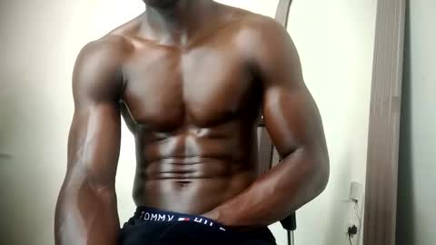 papi online show from April 11, 6:31 am