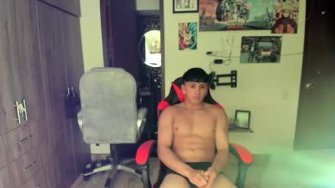 sney_pretty_hot online show from April 7, 4:45 am