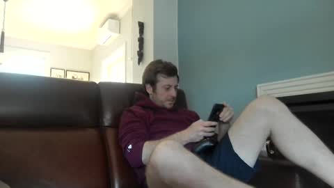 snoecks online show from May 10, 3:02 pm