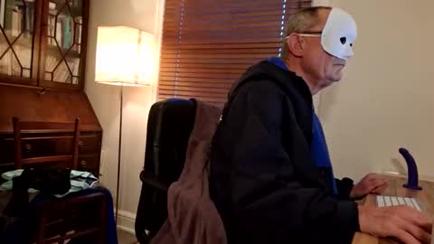Snapshot of snooty05 chatting on February 26, 7:53 am Snooty online show from February 26, 7:53 am