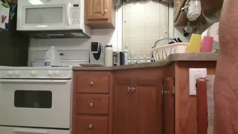 Liz and Denny when both are here online show from April 14, 10:48 am