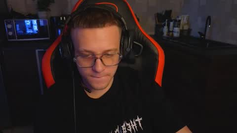 kluvr4 online show from February 25, 2:45 am