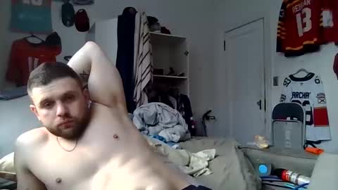 Mason Muscles online show from April 9, 9:54 pm