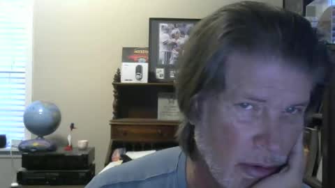 Brett online show from April 29, 8:26 pm